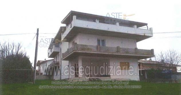 casa indipendente in vendita a Lanciano in zona Villa Andreoli