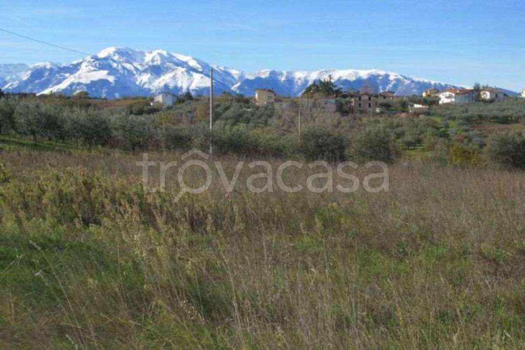 casa indipendente in vendita a Lanciano in zona Follani