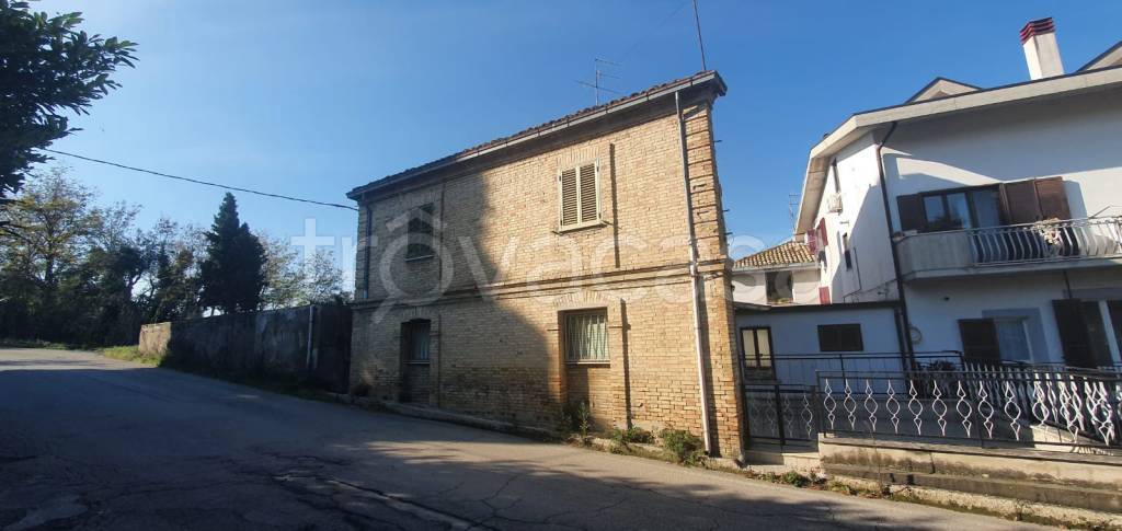 casa indipendente in vendita a Lanciano in zona Santa Liberata