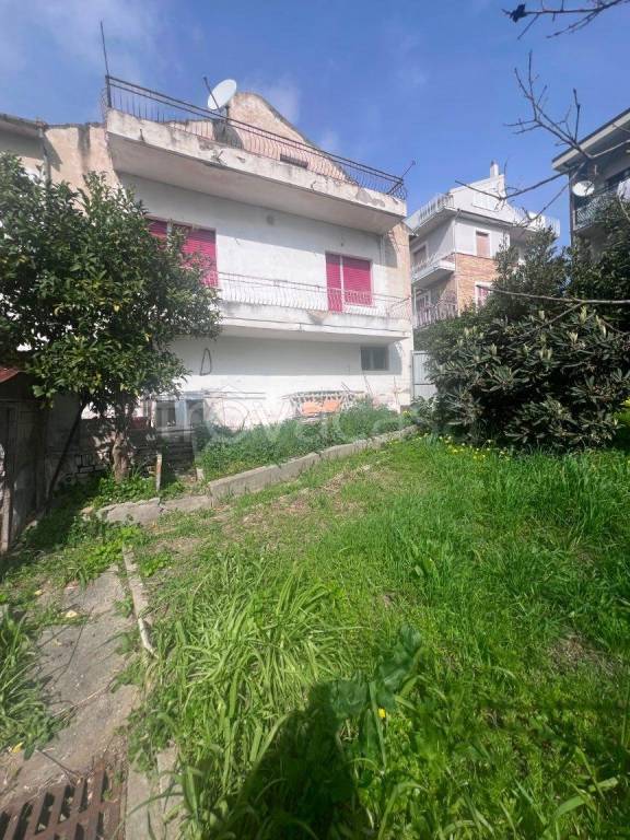 casa indipendente in vendita a Lanciano