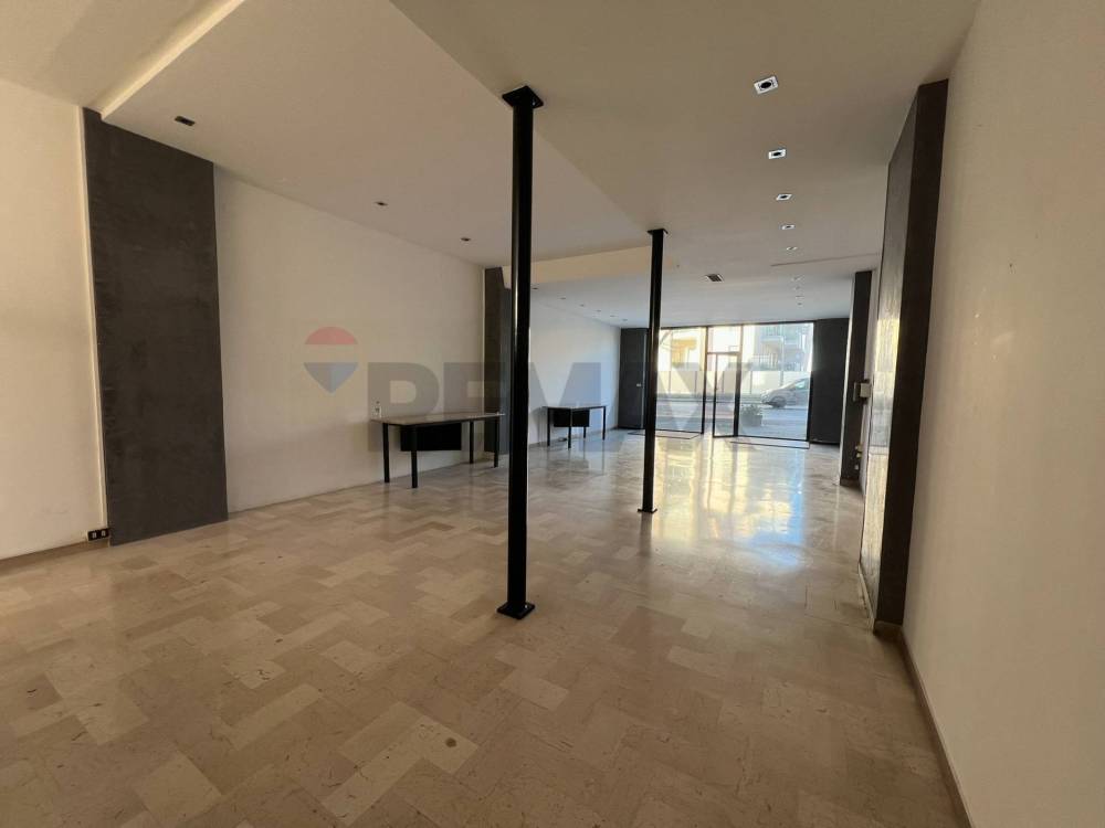 locale commerciale in vendita a Lanciano