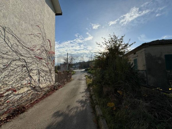 casa indipendente in vendita a Lanciano in zona Santa Liberata