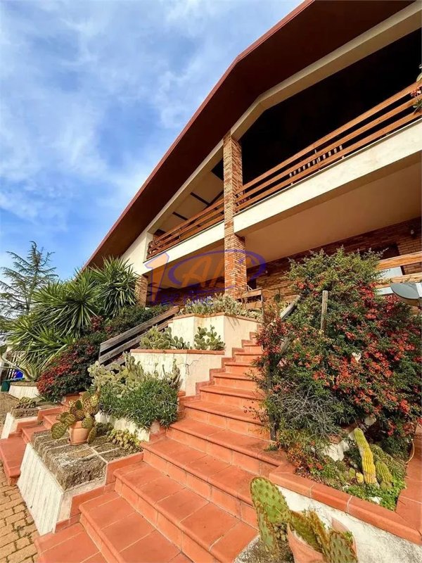 casa indipendente in vendita a Lanciano