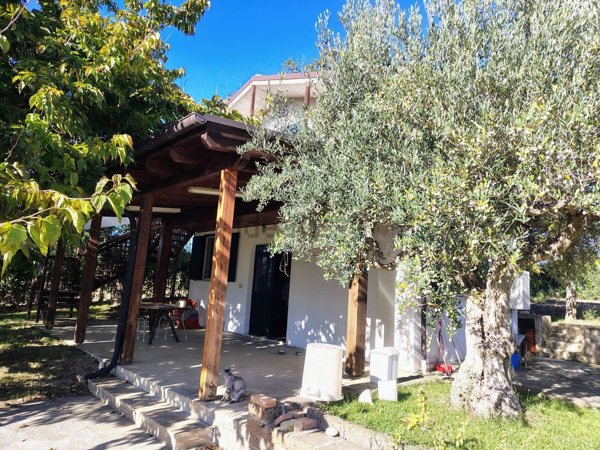 casa indipendente in vendita a Lanciano in zona Villa Pasquini