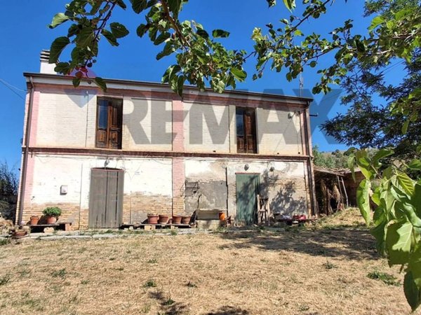casa indipendente in vendita a Lanciano