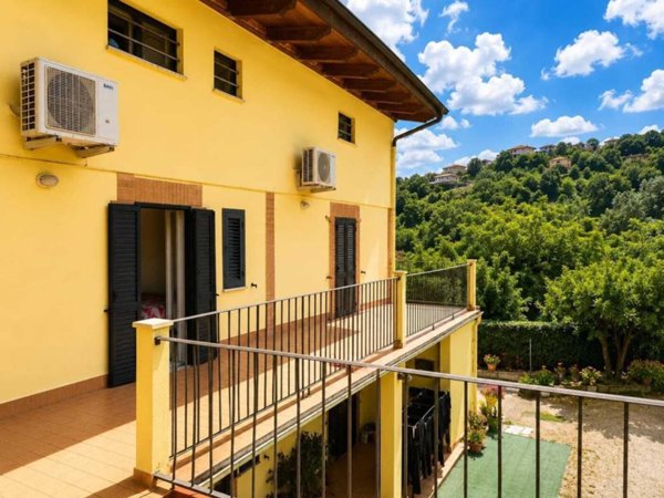 casa indipendente in vendita a Lanciano in zona Santa Maria dei Mesi