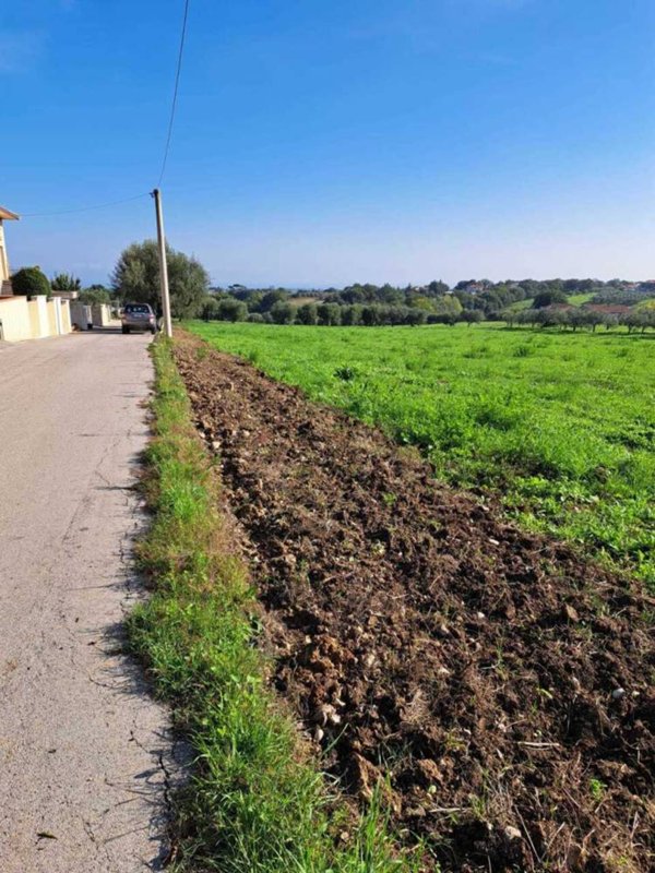 appartamento in vendita a Lanciano in zona Follani