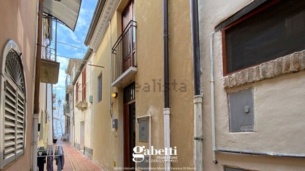 casa indipendente in vendita a Lanciano in zona Sant'Egidio