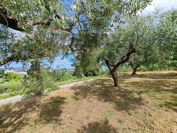 casa indipendente in vendita a Lanciano