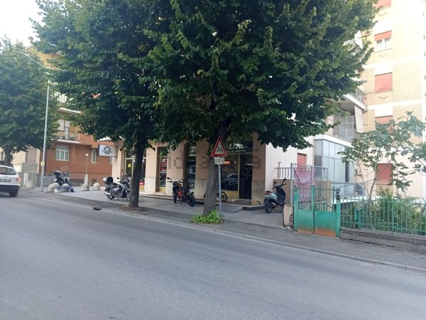 locale di sgombero in vendita a Lanciano in zona Sant'Egidio