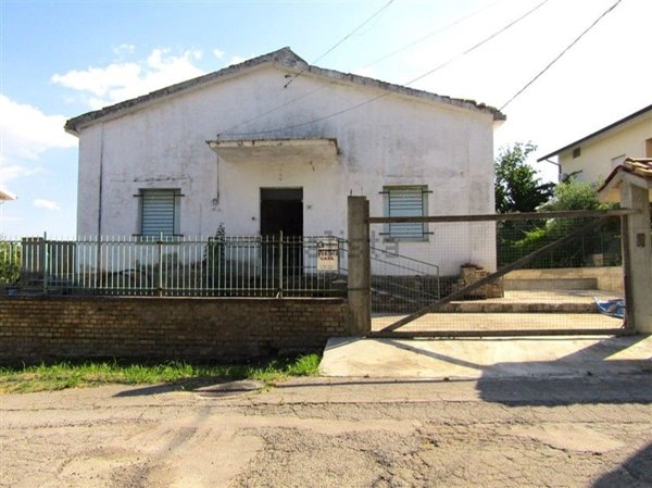 appartamento in vendita a Lanciano in zona Costa di Chieti