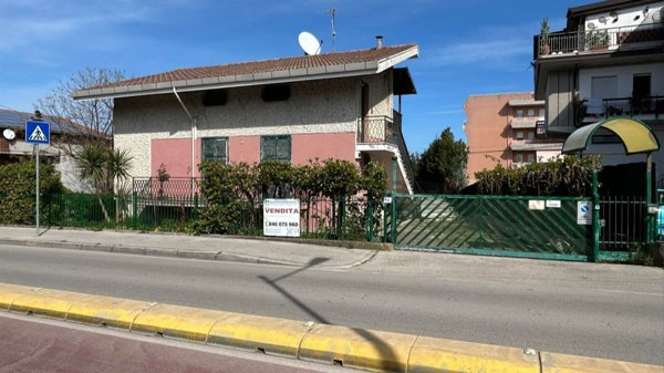 appartamento in vendita a Lanciano in zona Santa Croce