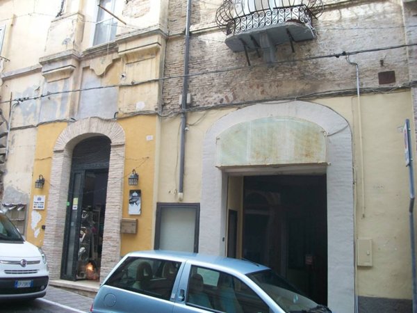 negozio in vendita a Lanciano in zona Sant'Egidio