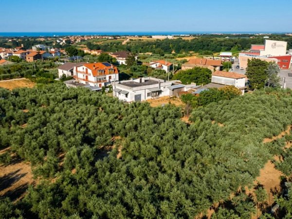 terreno agricolo in vendita a Lanciano in zona Iconicella