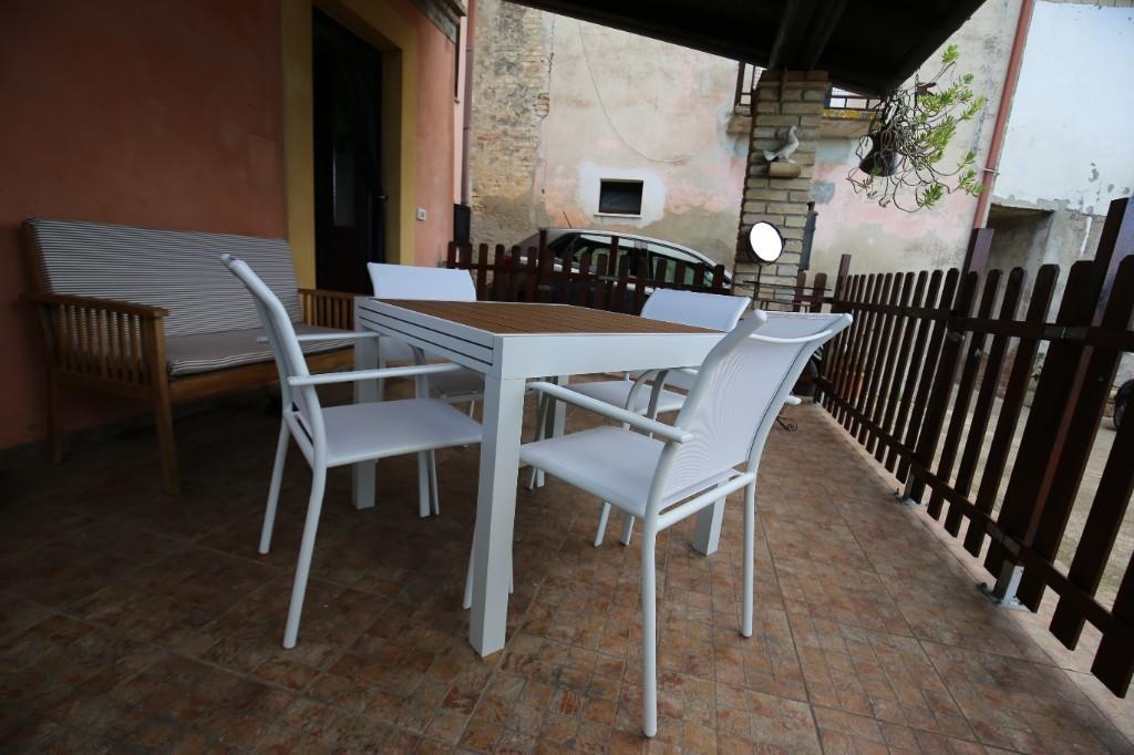 casa indipendente in vendita a Lanciano in zona San Iorio