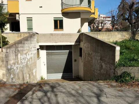 box auto in vendita a Lanciano