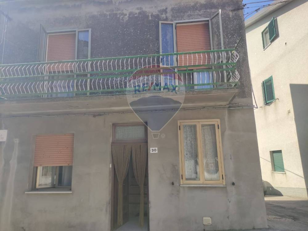 casa indipendente in vendita a Lentella