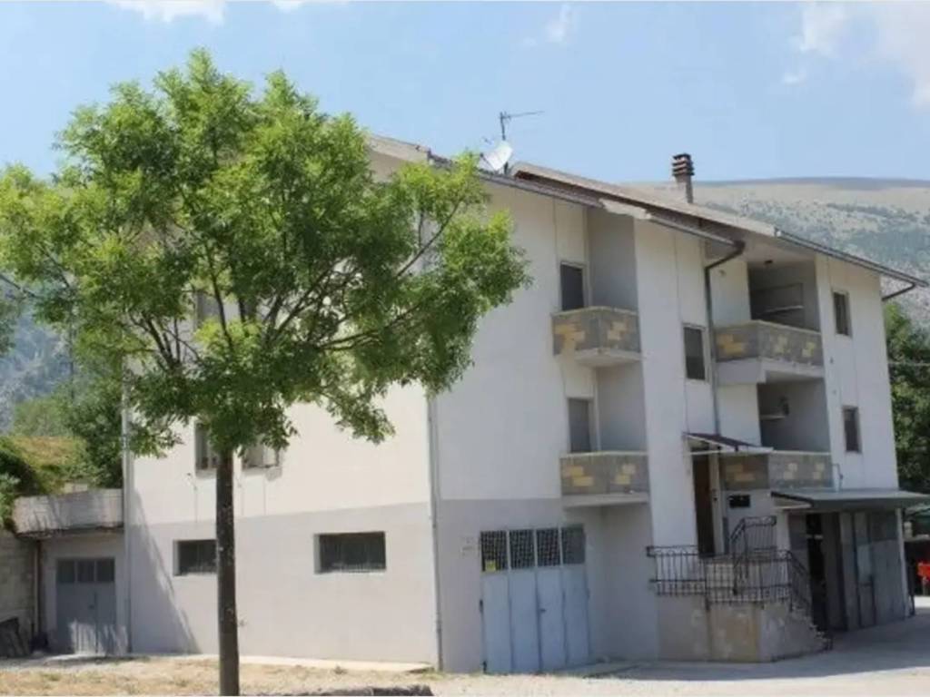 appartamento in vendita a Lettopalena