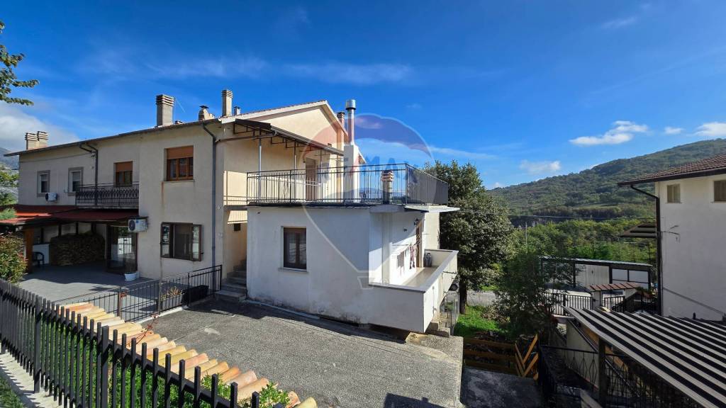 appartamento in vendita a Lettopalena