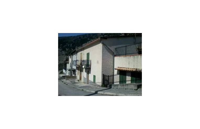casa indipendente in vendita a Lettopalena