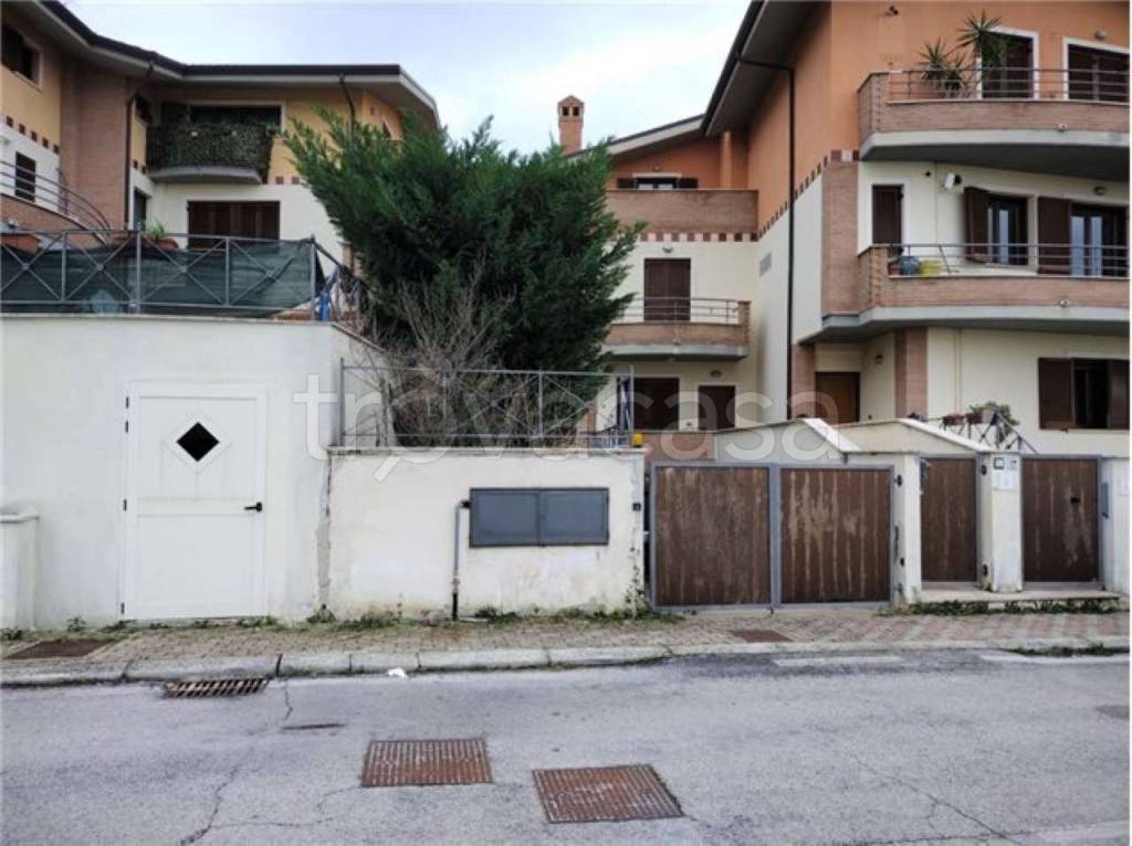casa indipendente in vendita a Miglianico in zona Collemarino