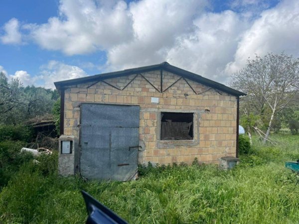 terreno agricolo in vendita a Miglianico in zona Montupoli