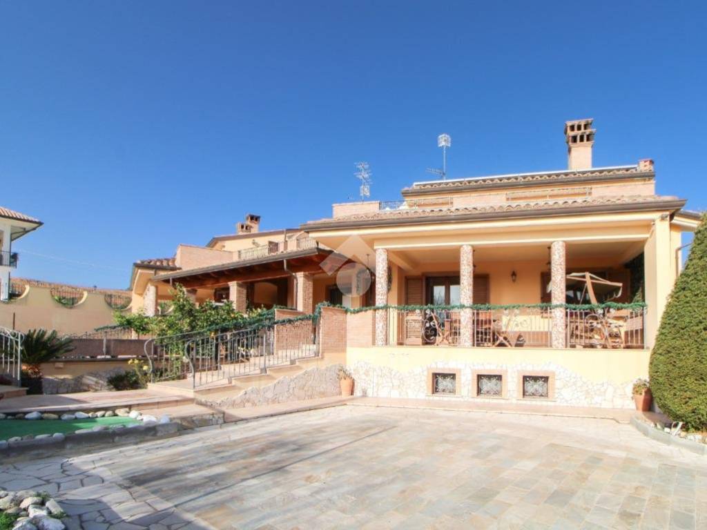 casa indipendente in vendita a Miglianico in zona Cerreto