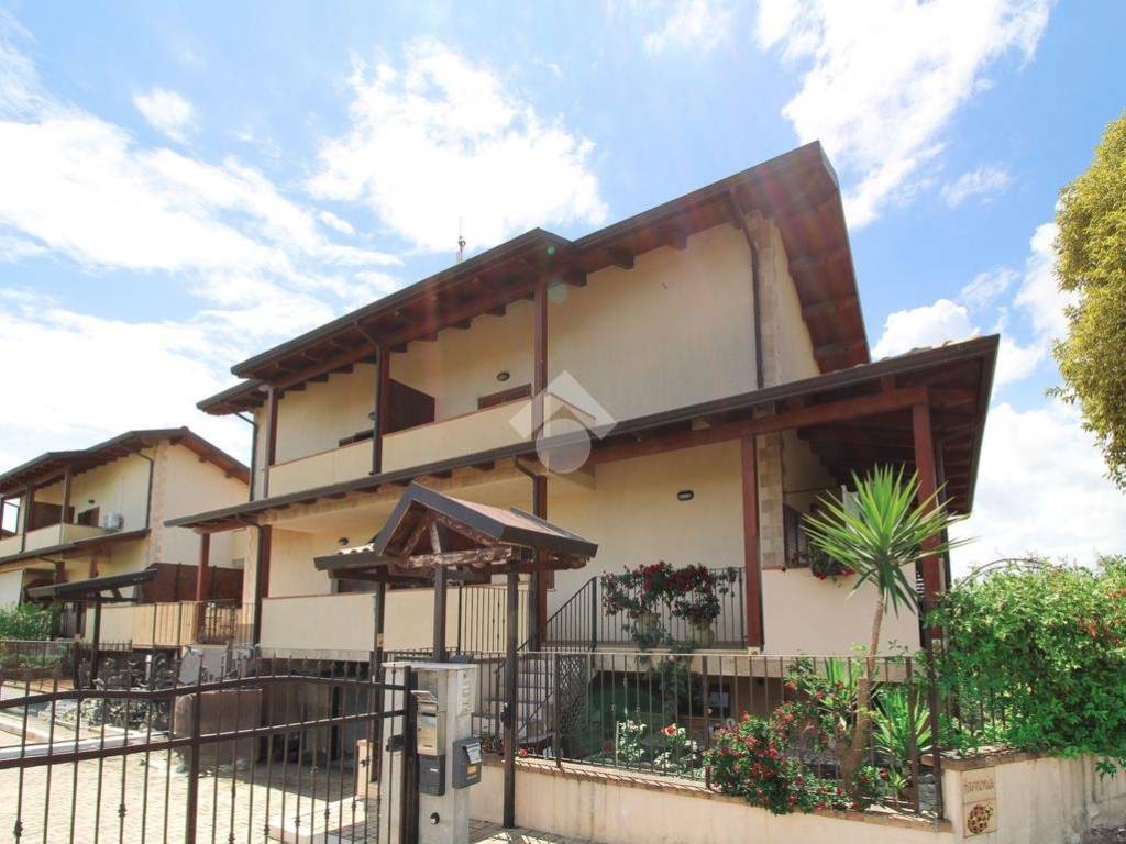 casa indipendente in vendita a Miglianico