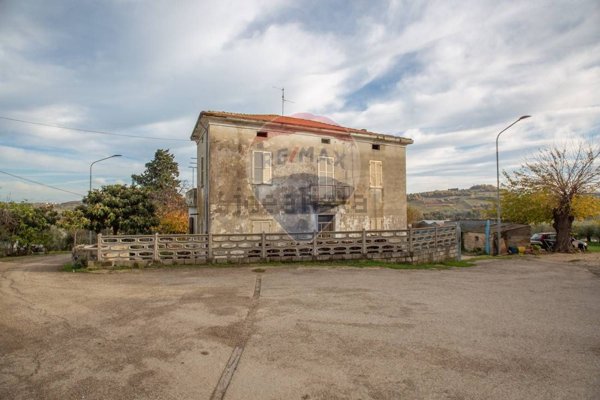 casa indipendente in vendita a Miglianico in zona Foreste