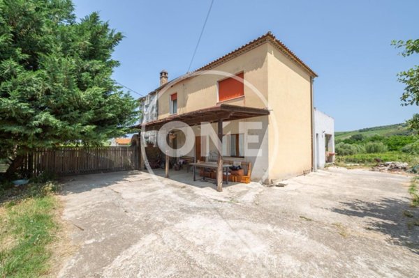 negozio in vendita a Miglianico in zona Cerreto