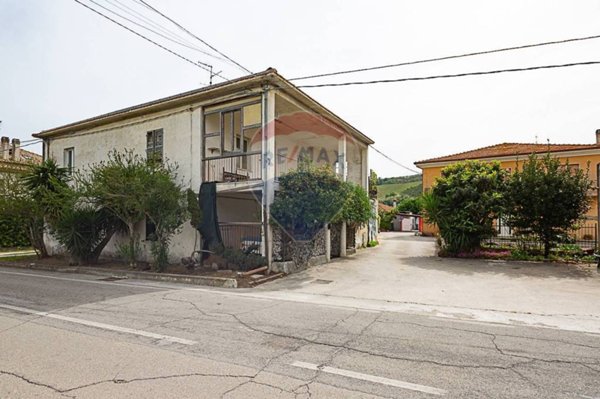 casa indipendente in vendita a Miglianico in zona Piane San Pantaleone