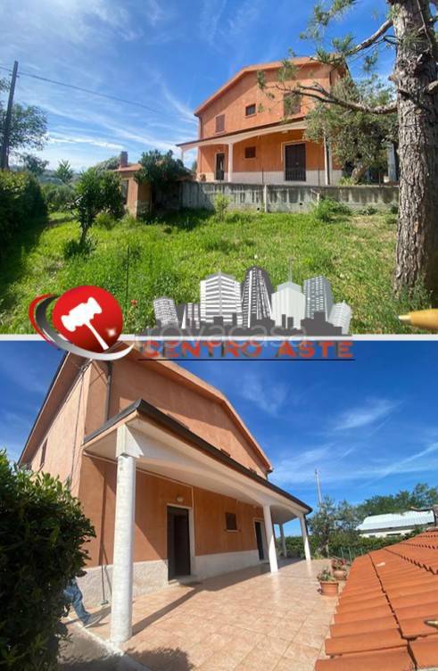 casa indipendente in vendita a Miglianico in zona Montupoli