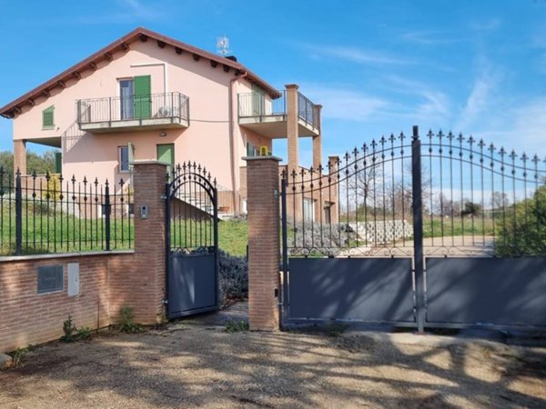 casa indipendente in vendita a Miglianico