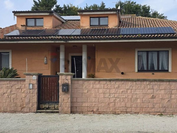 casa indipendente in vendita a Miglianico
