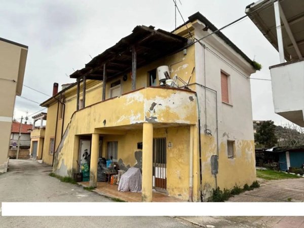 casa indipendente in vendita a Miglianico in zona Piane San Pantaleone