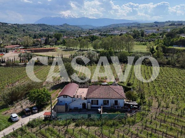 casa indipendente in vendita a Miglianico