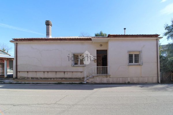 casa indipendente in vendita a Miglianico in zona Montupoli