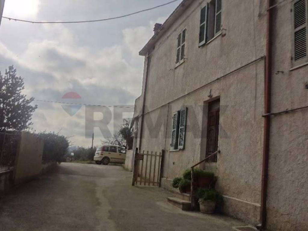 casa indipendente in vendita a Miglianico