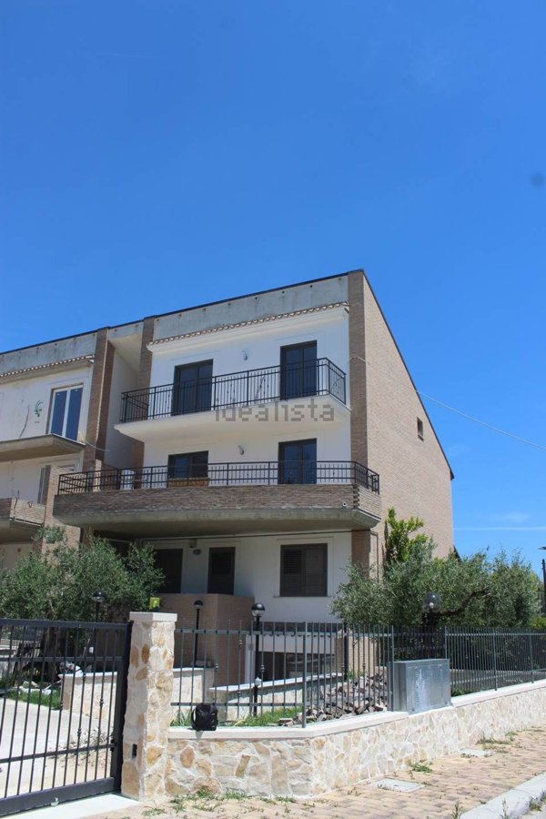 casa indipendente in vendita a Miglianico in zona Cerreto