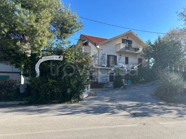 casa indipendente in vendita a Miglianico in zona Cerreto