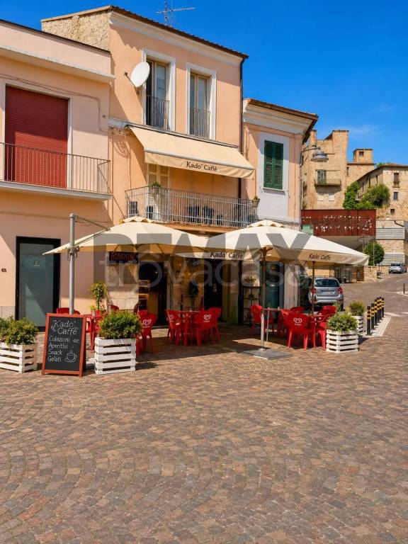negozio in vendita a Miglianico in zona Piane San Pantaleone