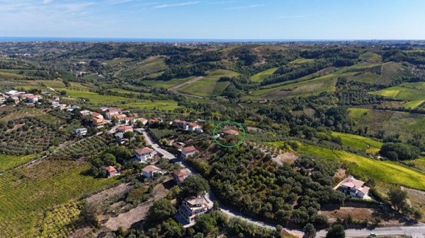 casa indipendente in vendita a Miglianico