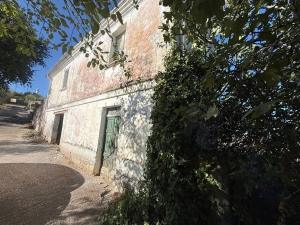 casa indipendente in vendita a Miglianico