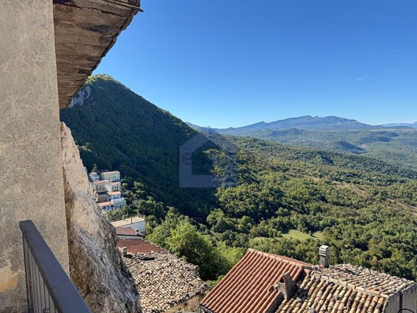 casa indipendente in vendita a Monteferrante