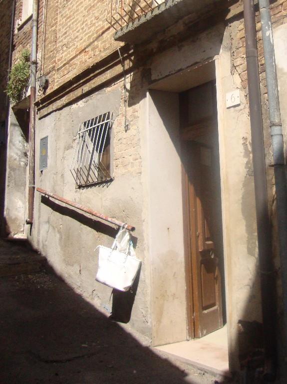casa indipendente in vendita a Monteodorisio