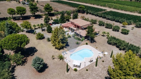 casa indipendente in vendita a Monteodorisio