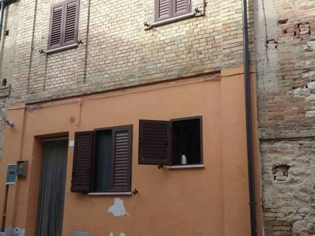 casa indipendente in vendita a Monteodorisio