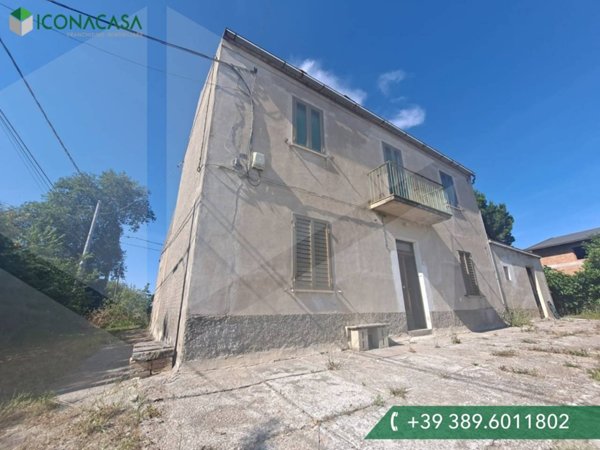 casa indipendente in vendita a Monteodorisio