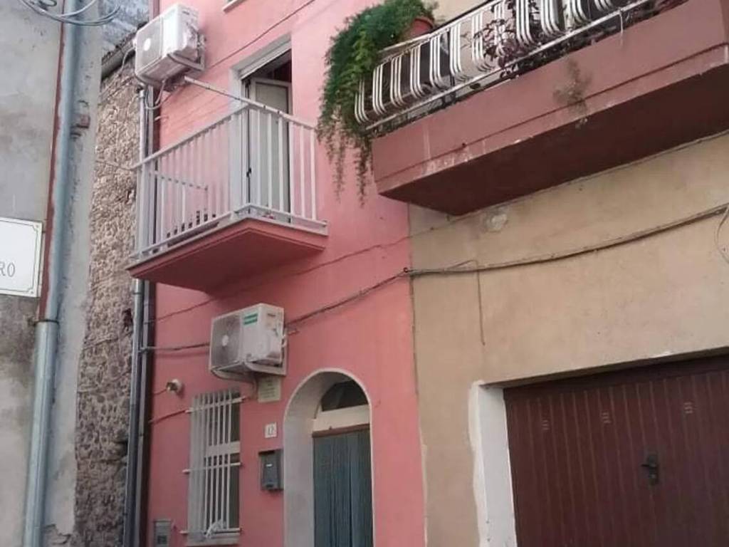 casa indipendente in vendita a Monteodorisio
