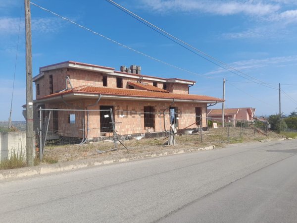 casa indipendente in vendita a Monteodorisio